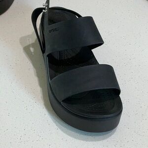 CROCS Black Platform Sandals